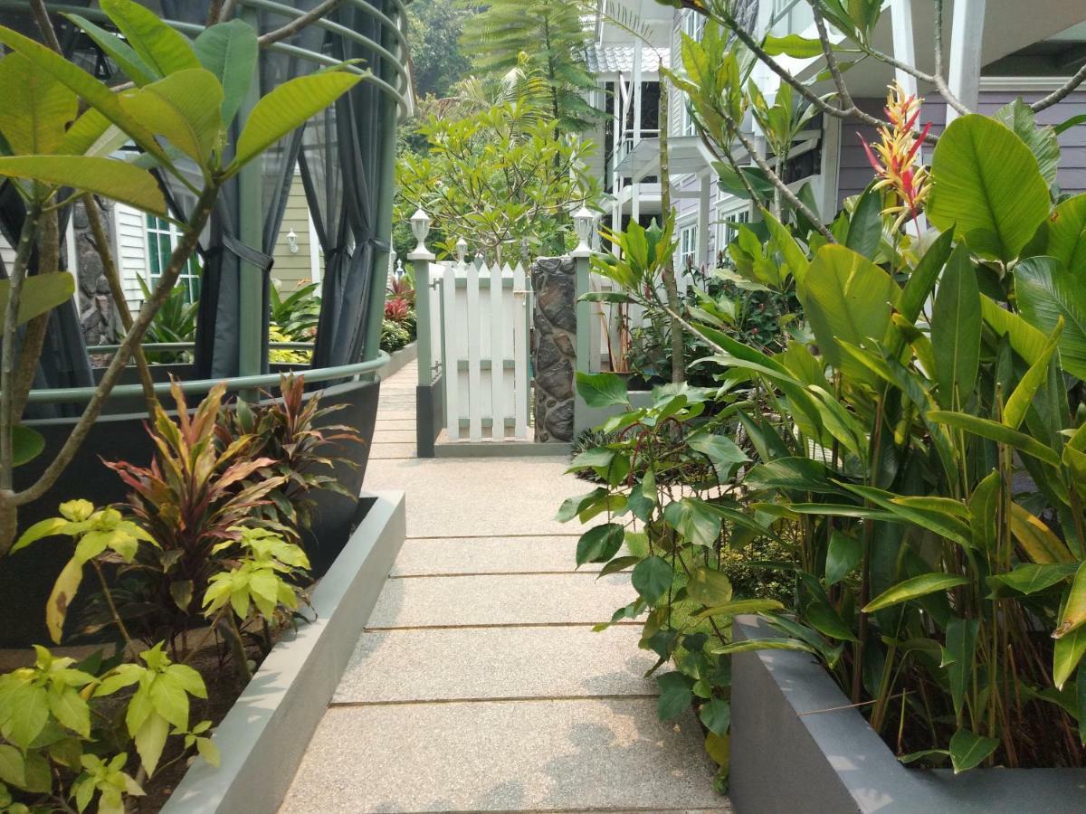 Royale Chenang 3*