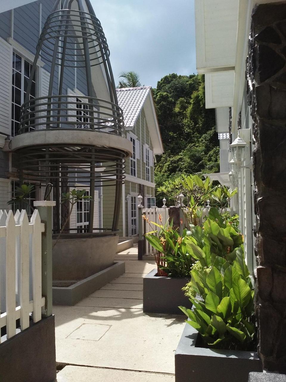 Royale Chenang Resort 3*