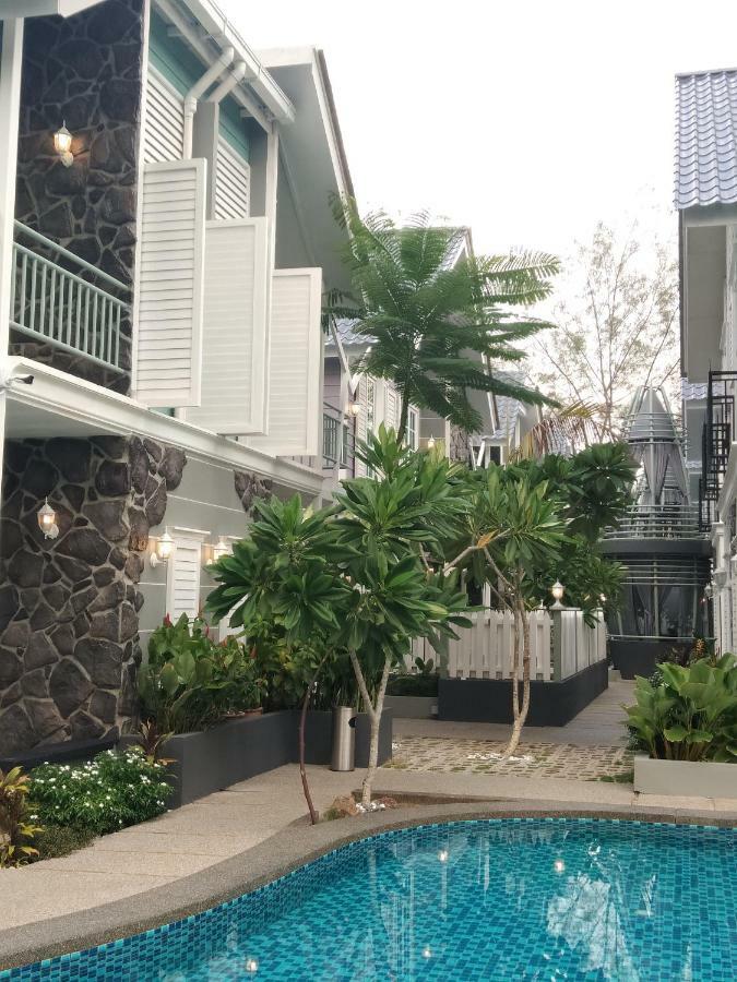 Royale Chenang 3* Pantai Cenang (Langkawi)